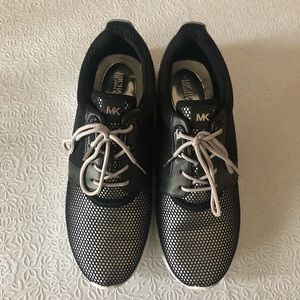 NWOB Michael Kors “Amanda” Sneakers